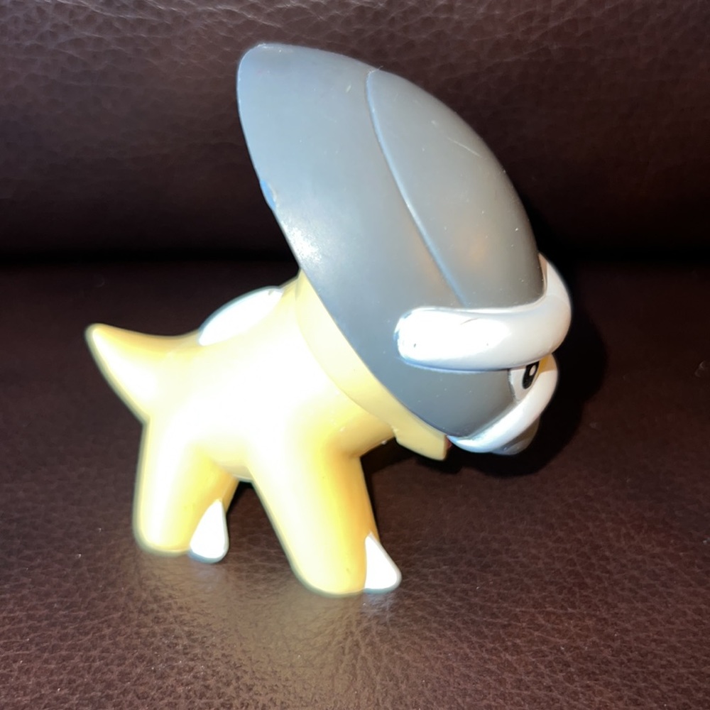 SHIELDON Pokemon Nintendo JAKKS Pacific 2" Action Figure